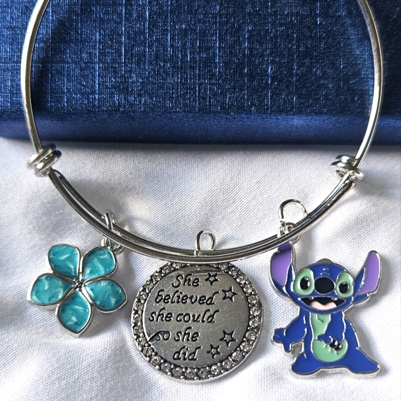 Lilo & Stitch Bangle Bracelet - Picture 2 of 4